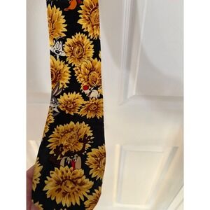 Vintage 1993 Looney Tunes Mania Sunflower Tie Bugs Bunny Taz Daffy Sylvester 90s